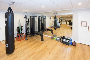Installation of a basement gym in Rochester